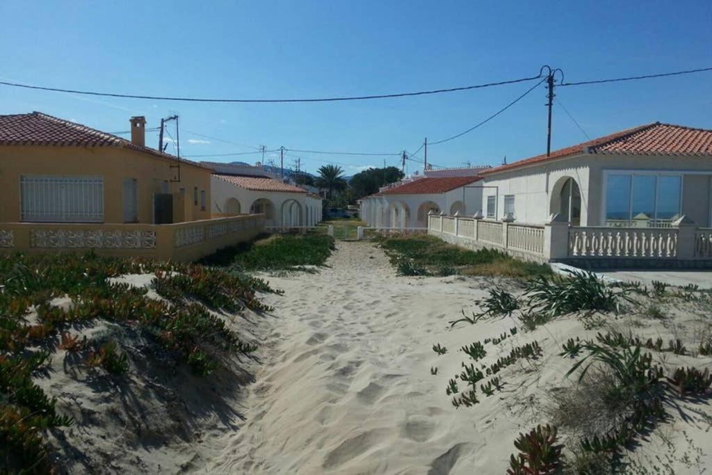Casa A Pie De Playa En Las Marinas Дения Екстериор снимка